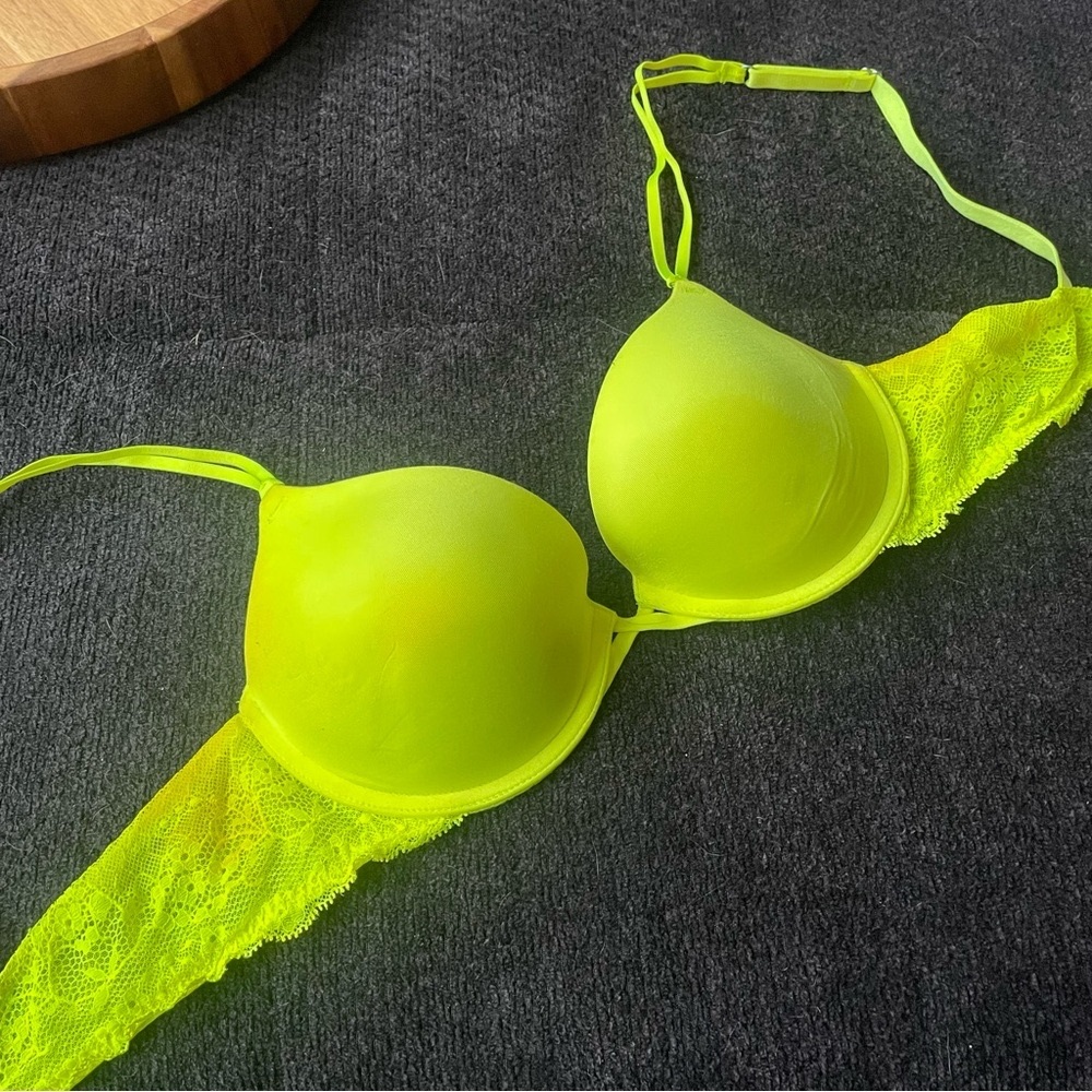 🌟aerie Neon Highlighter Yellow Push Up Bra